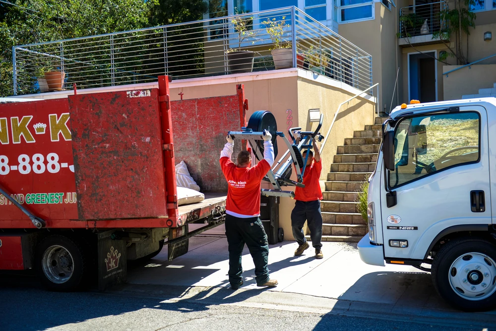 Property and estate cleanout services in South of Market, CA