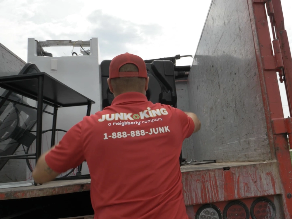 Professional junk removal services in Bernal Heights, CA