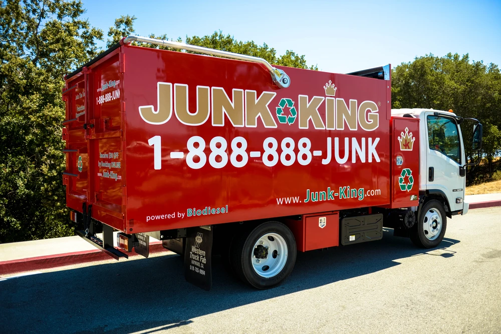 Eco-friendly junk hauling in Noe Valley by Junk King